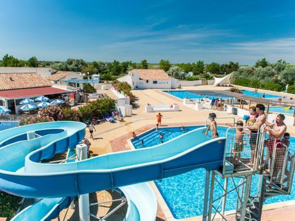 Camping La Brise De Camargue Saintes-Maries-de-la-Mer Exteriör bild